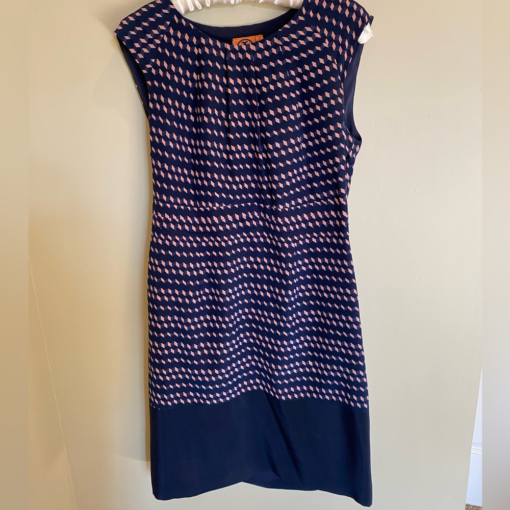 Tory Burch. Size 10 (Woman’s) Navy